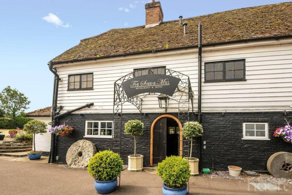 Entire Thatched Cottage Melbourn Εξωτερικό φωτογραφία