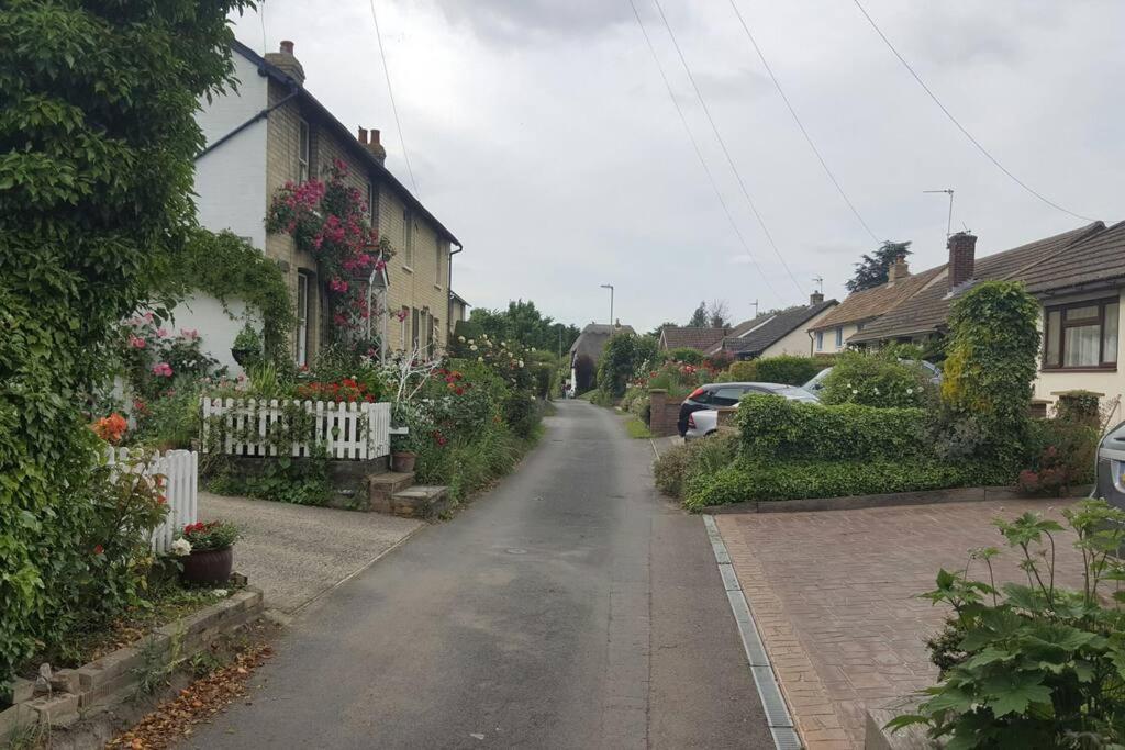 Entire Thatched Cottage Melbourn Εξωτερικό φωτογραφία
